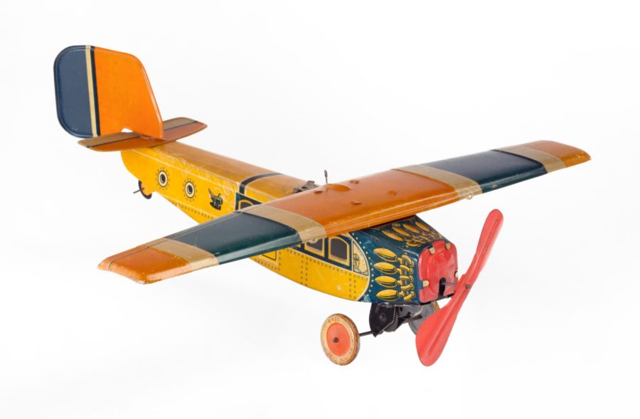 Monoplan cantilever