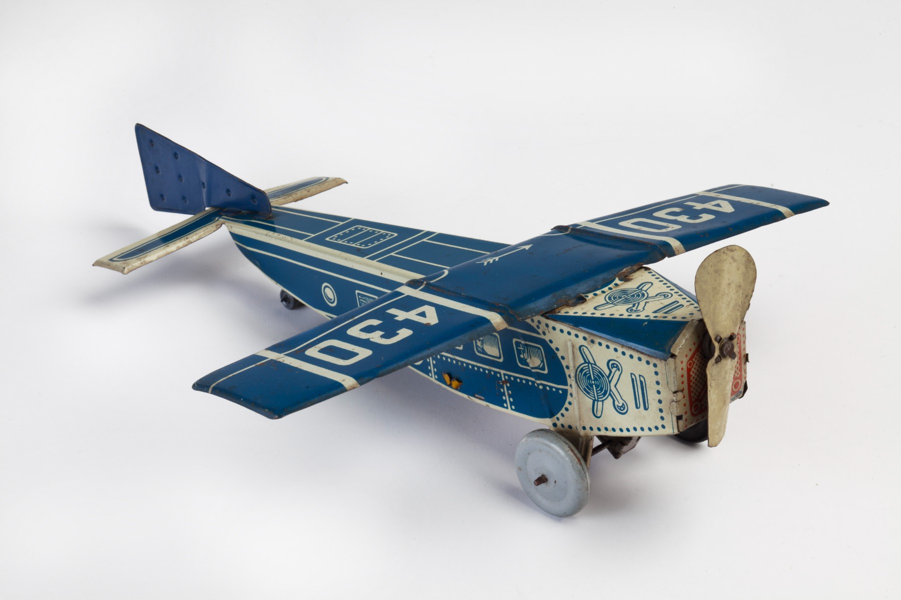 Passenger plane