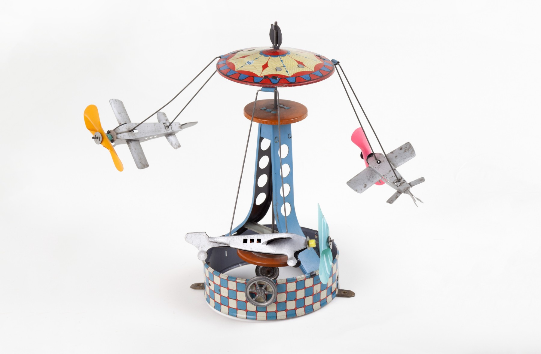 Carrousel à trois avions