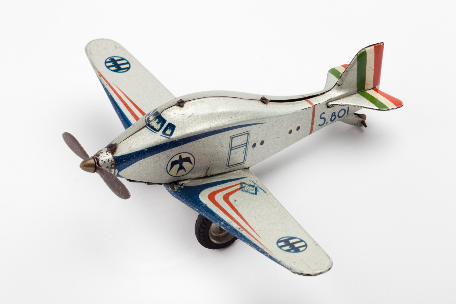 S.801 à l’hirondelle