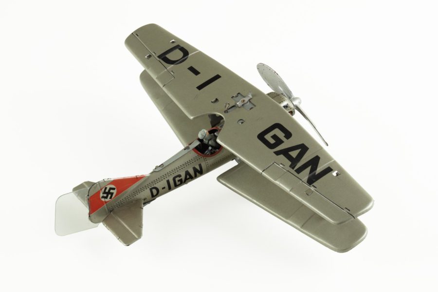 D-IGAN