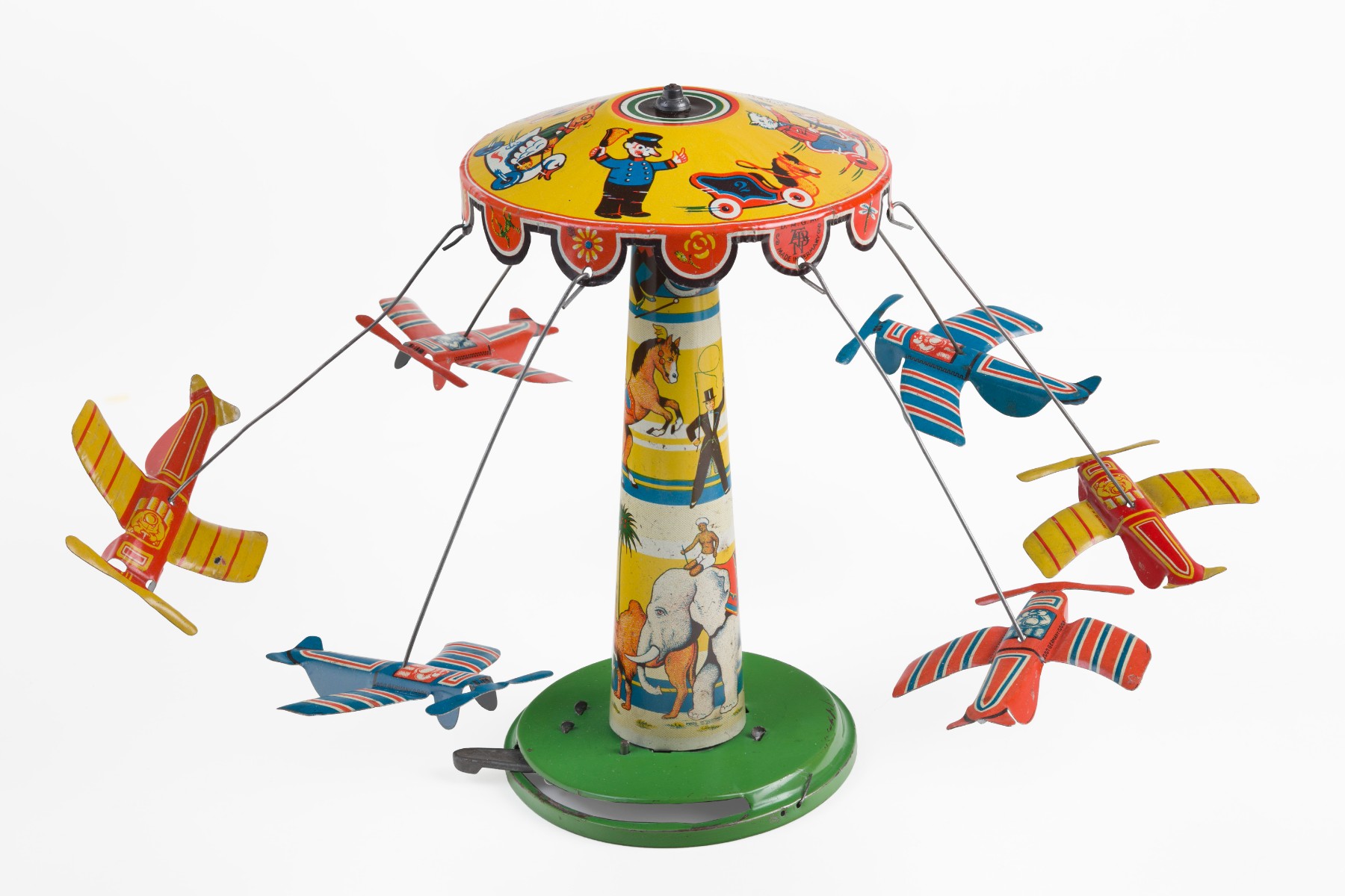Merry-go-round with six planes