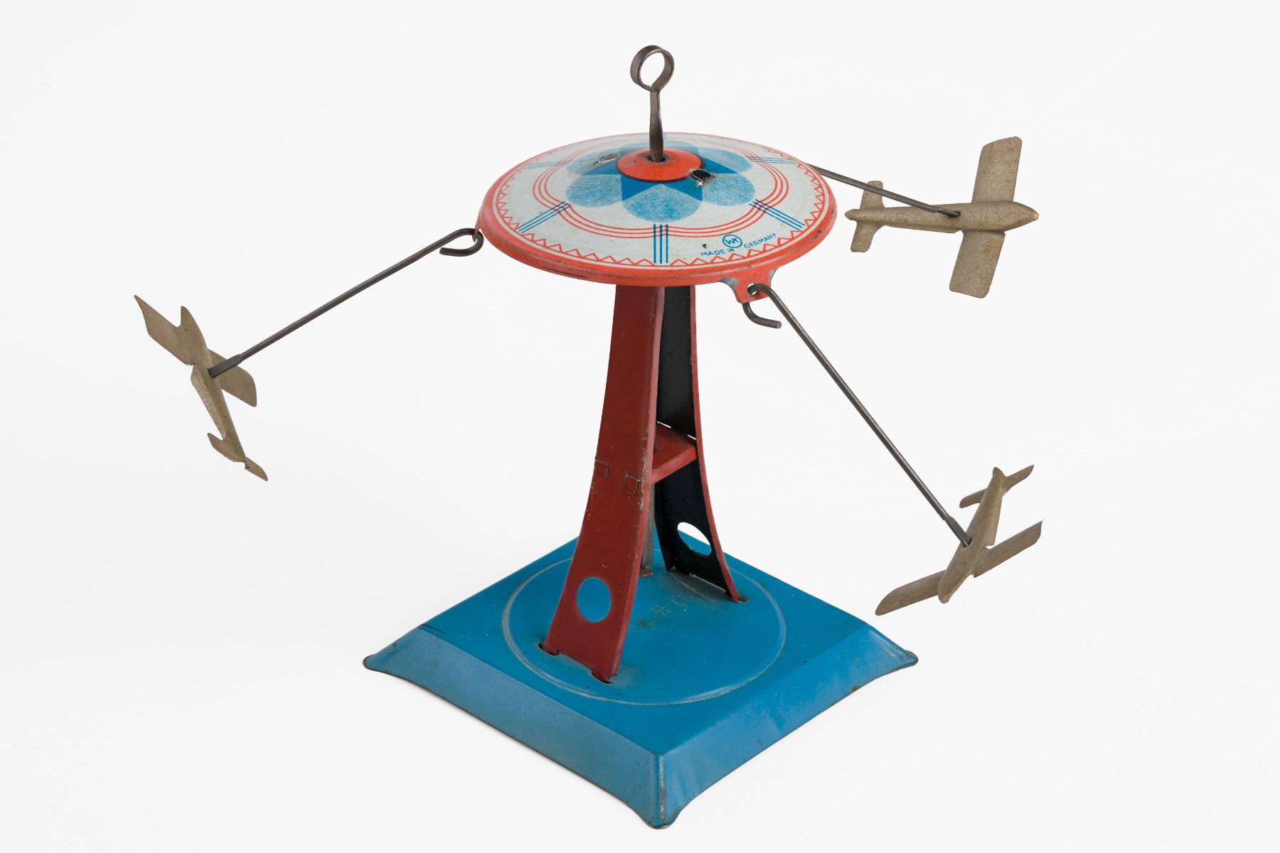 Carrousel à trois avions