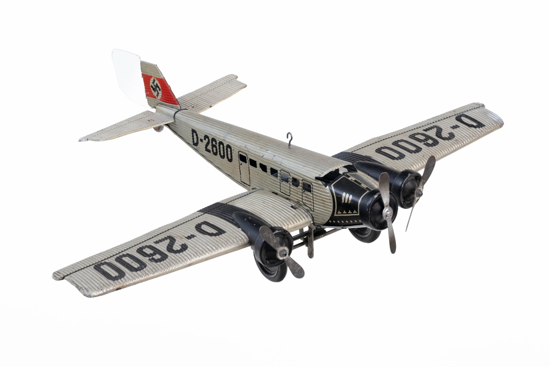 D-2600
