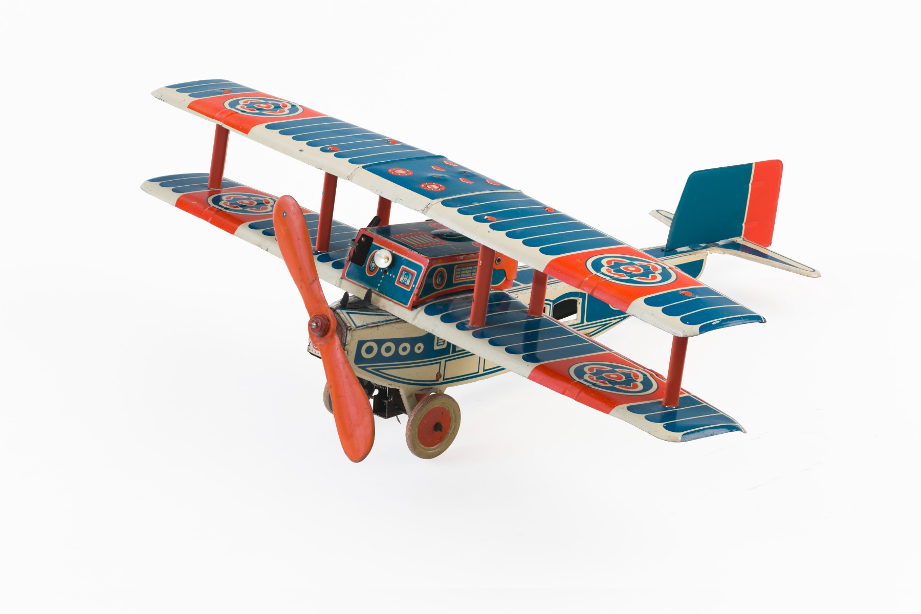 Avion aux cocardes quadrilobées