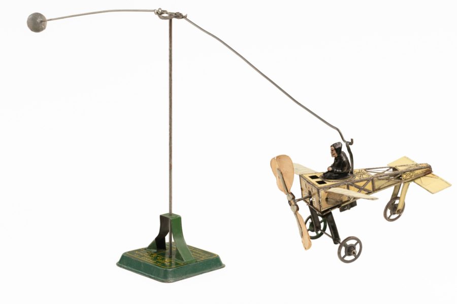 Avion de Blériot autour d’un mât