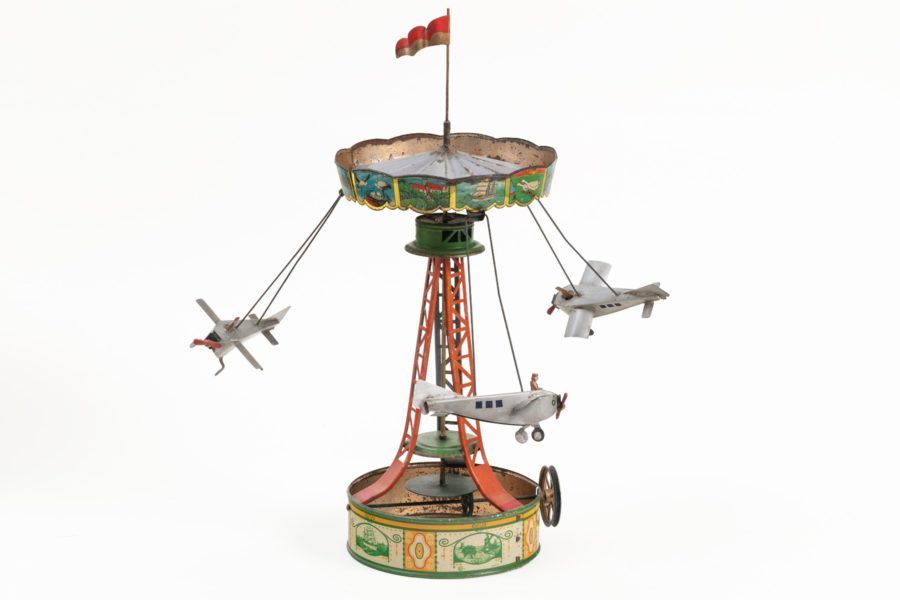 Carrousel à trois avions