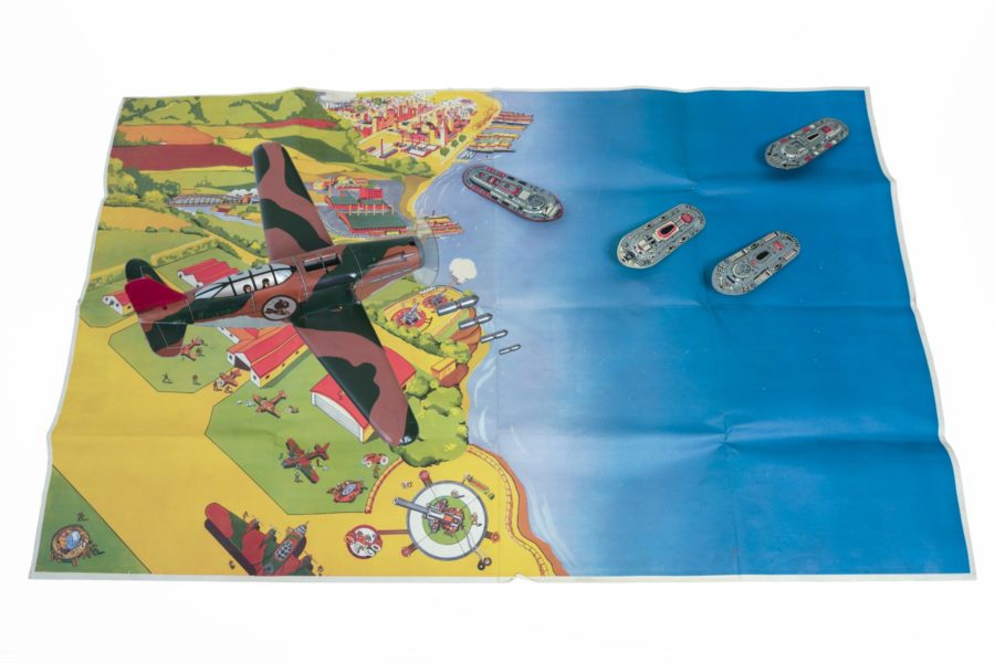 Air-sea power bombing set