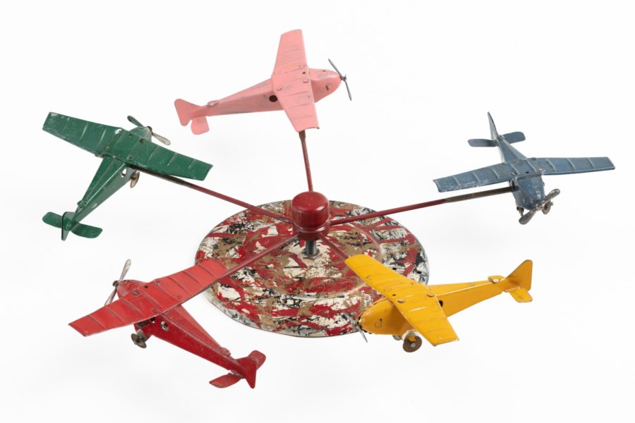 Manège à 5 avions