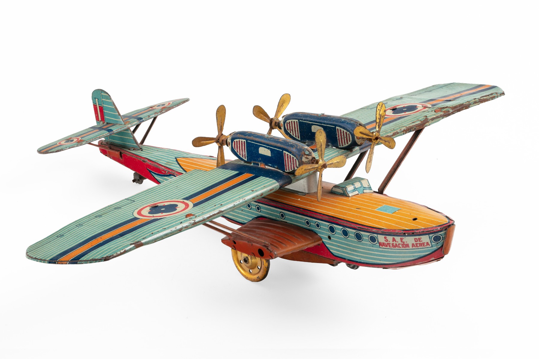 S.A.E. de Navegación Aérea, Garai