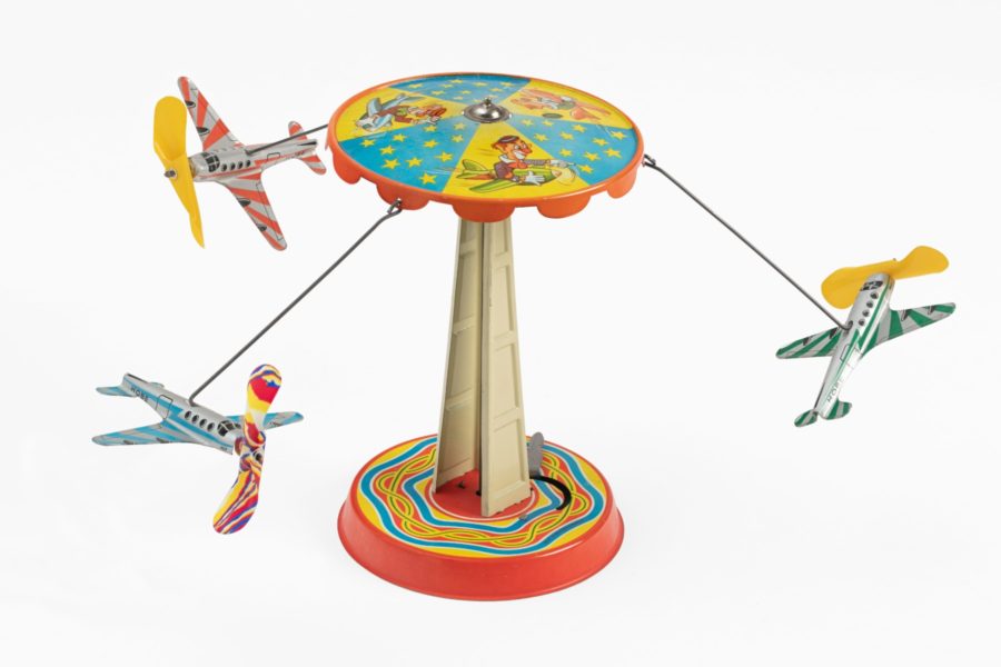 Carrousel à trois avions