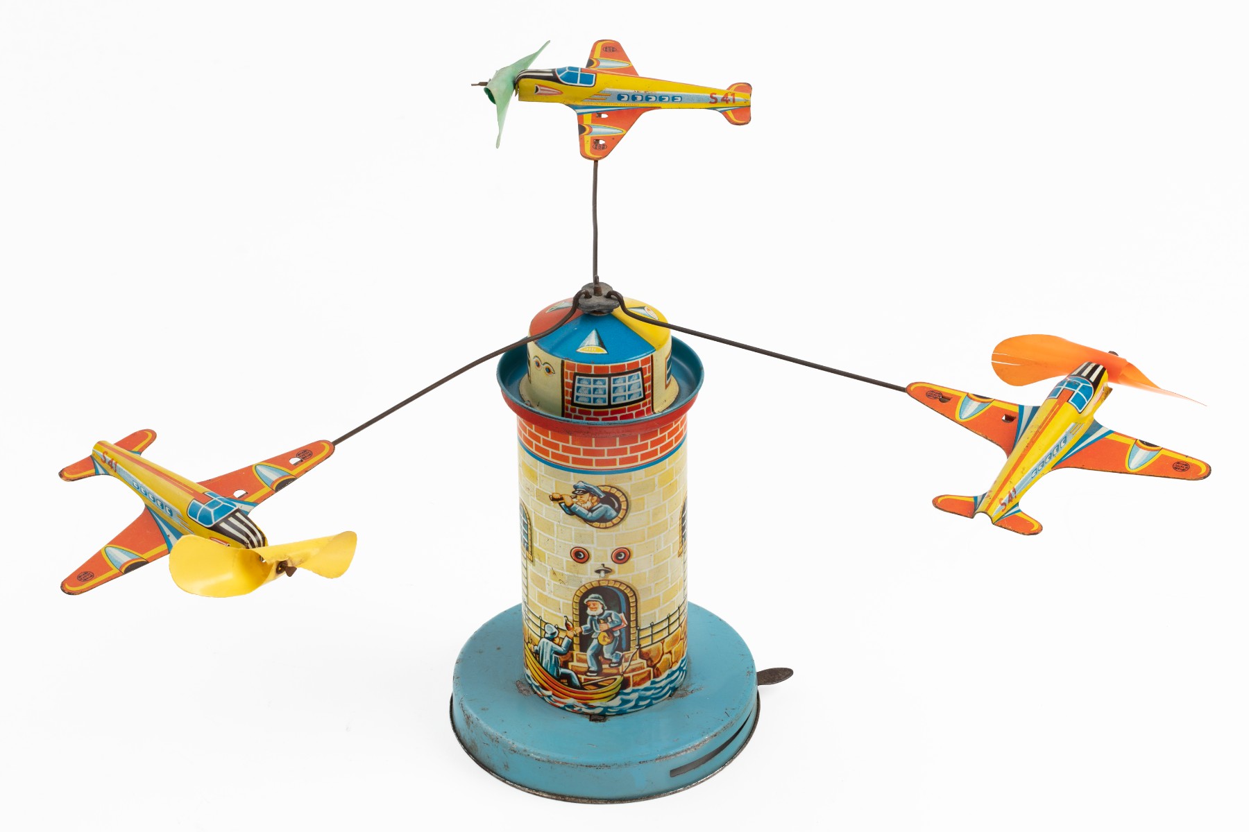 Phare à trois avions