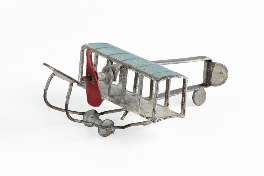Biplan penny toy