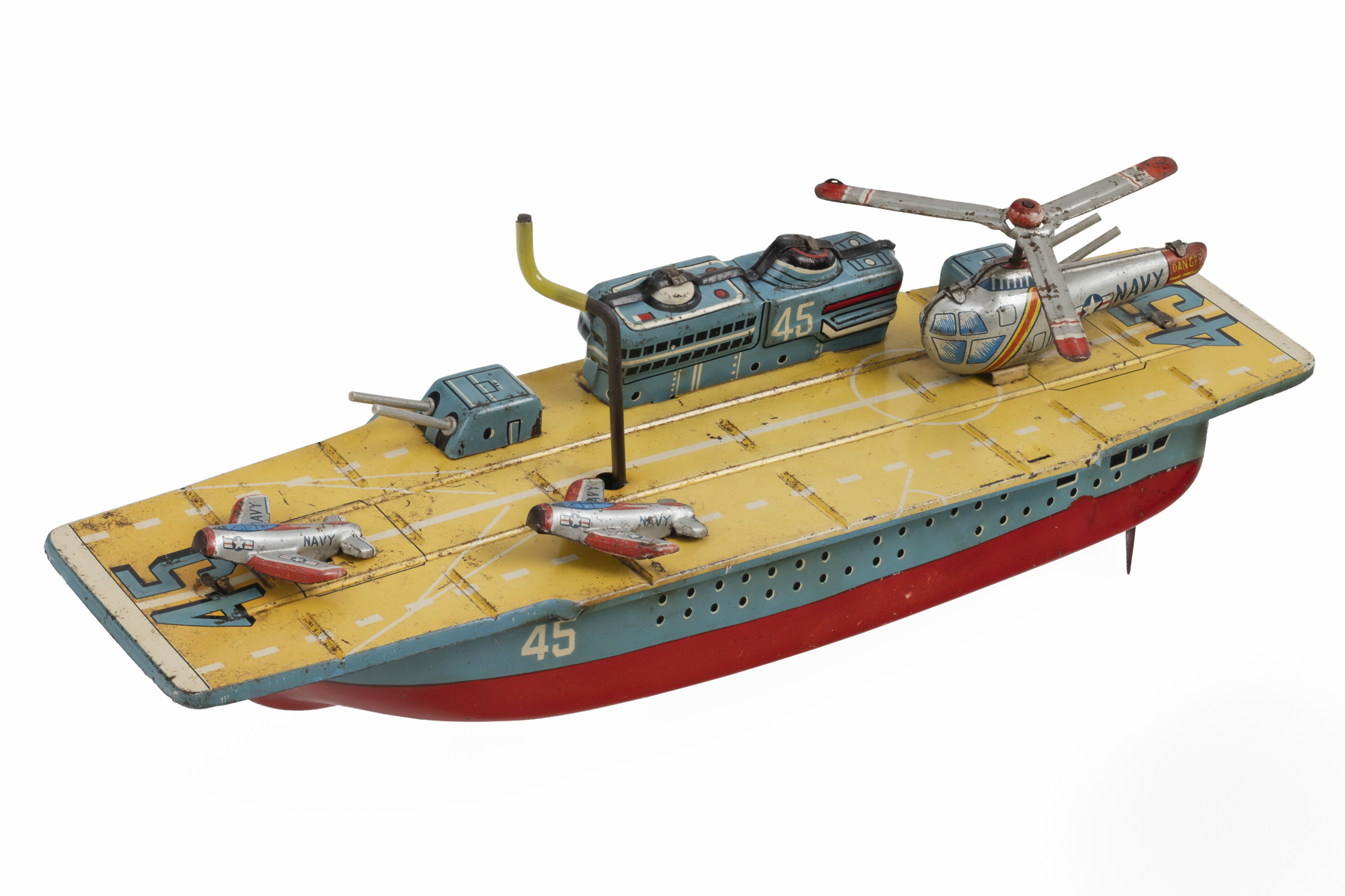 Porte-avions 45